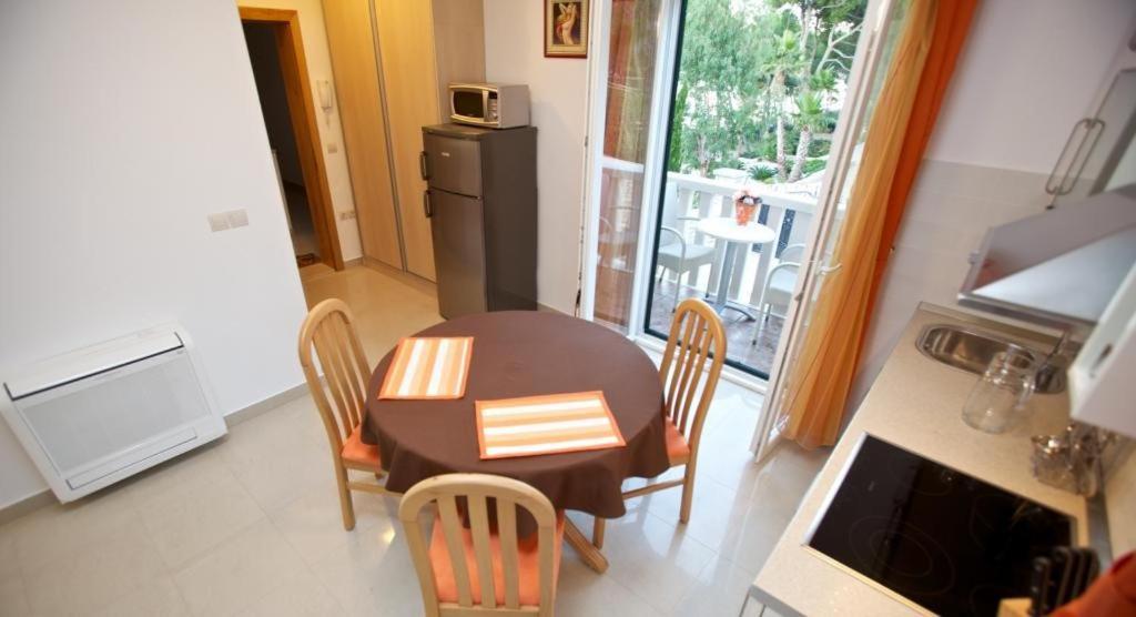 Apartments Grlica スティヴァン 部屋 写真